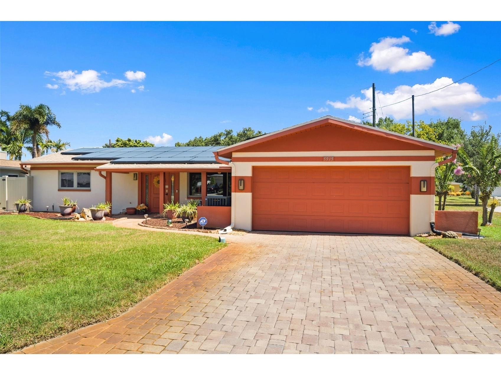 5915 46th Avenue N Kenneth City FL 33709 TB8523006 image1