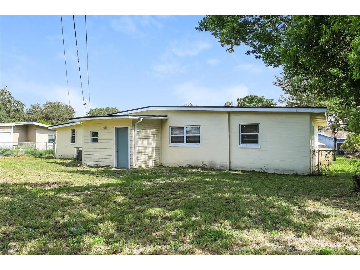 5915 Beechmont Boulevard Orlando FL 32808 O6359257 image15