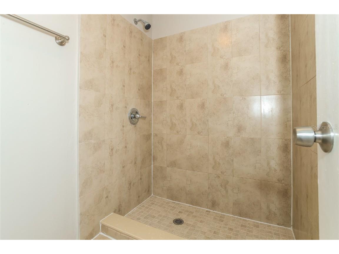 5915 Beechmont Boulevard Orlando FL 32808 O6359257 image9