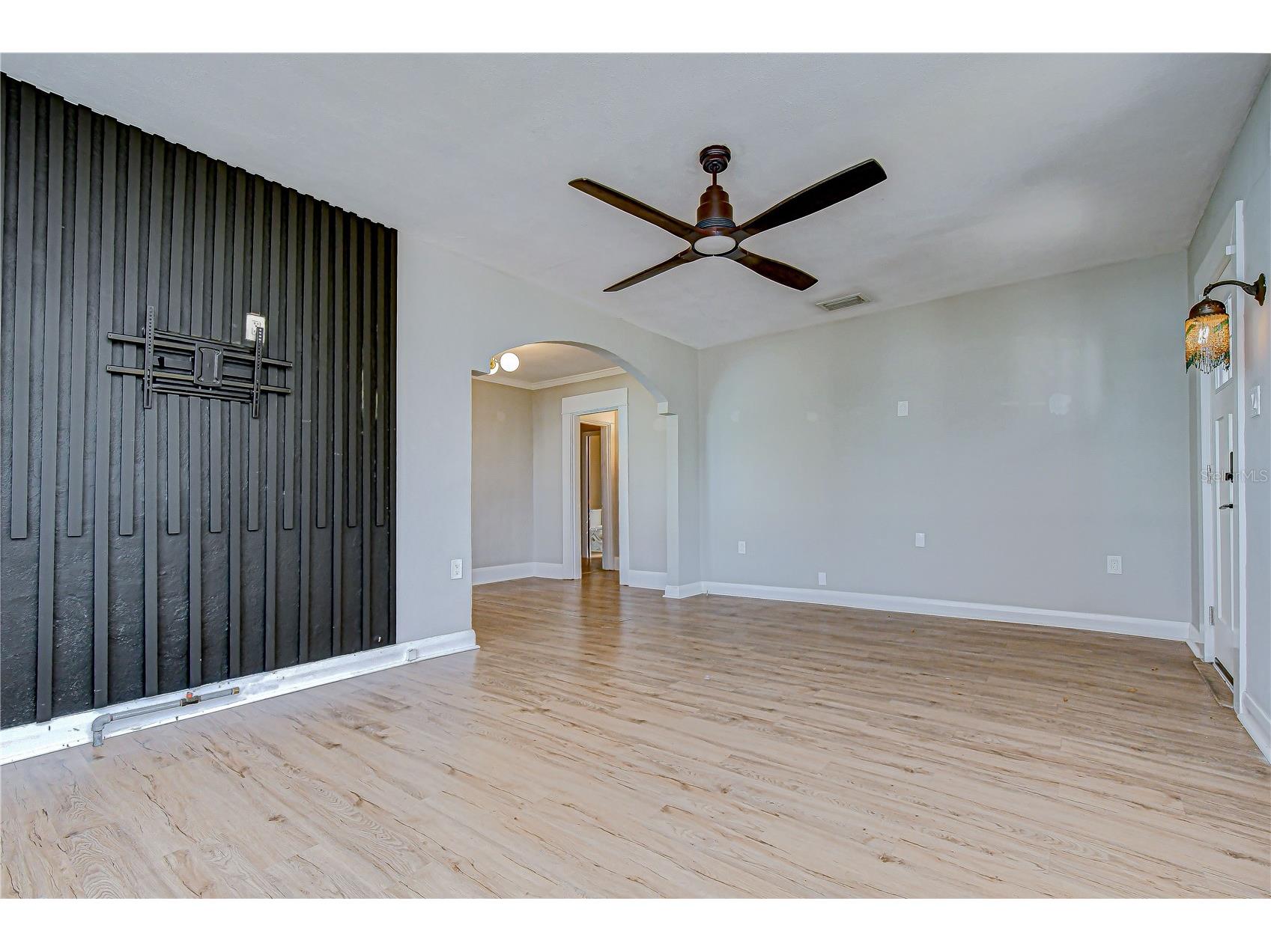 5915 N Otis Avenue Tampa FL 33604 TB8466975 image8