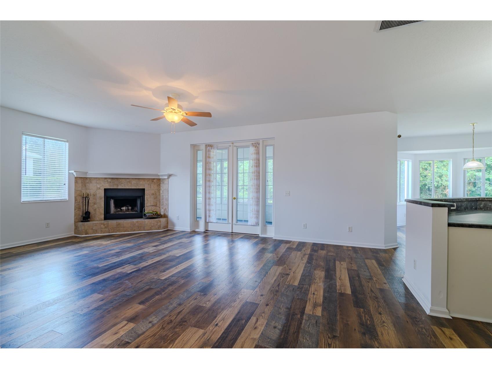 5915 NW 18th Place Ocala FL 34482 OM723831 image2