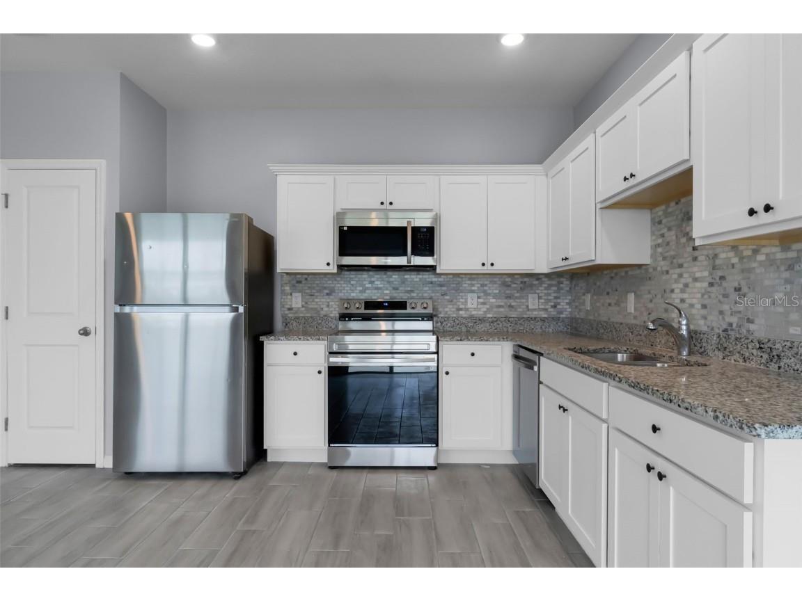 5915 Piney Shrub Place Saint Cloud FL 34771 O6361547 image7