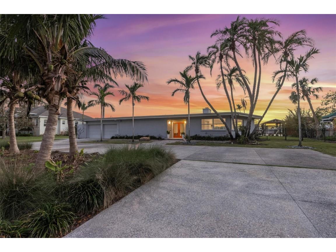 5915 Riverview Boulevard Bradenton FL 34209 - WARNER'S BAYOU WEST A4663492 image1