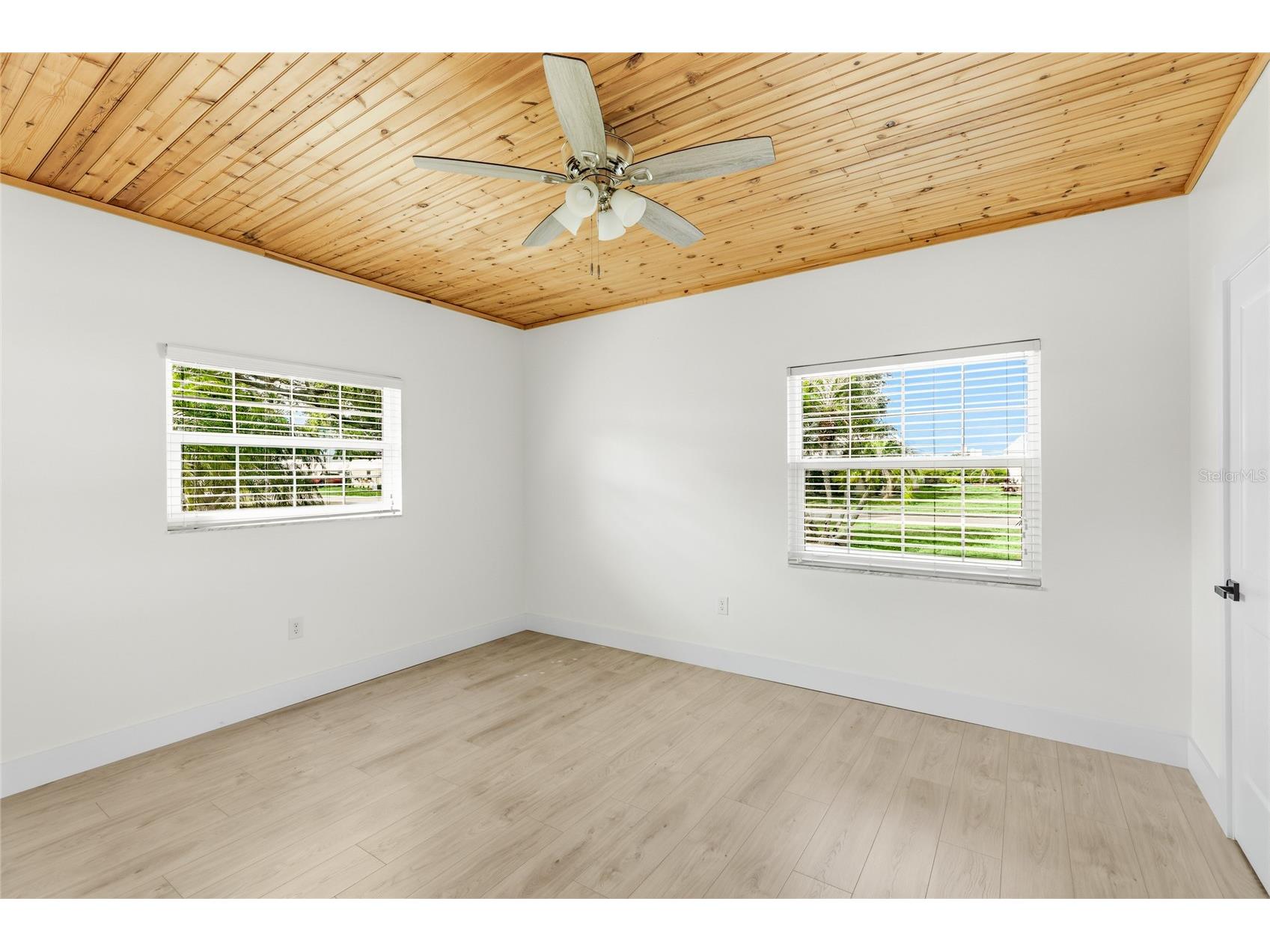 5915 Tidewood Avenue #4 Sarasota FL 34231 A4675716 image17