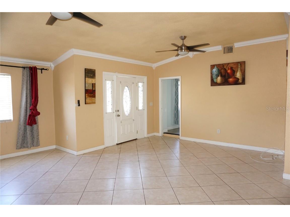 5916 16th Avenue N Saint Petersburg FL 33710 TB8440775 image9