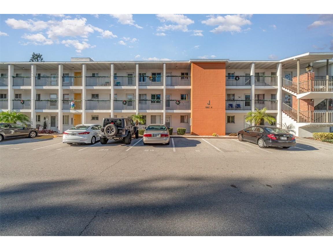 5916 Canal Drive #J35 Bradenton FL 34207 TB8327424 image1
