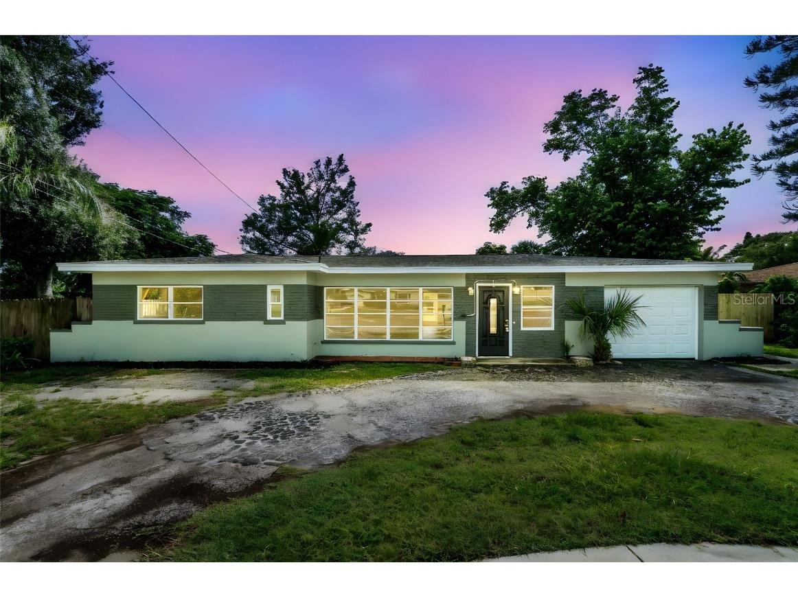 5916 Gulfport Boulevard S Gulfport FL 33707 A4662493 image2