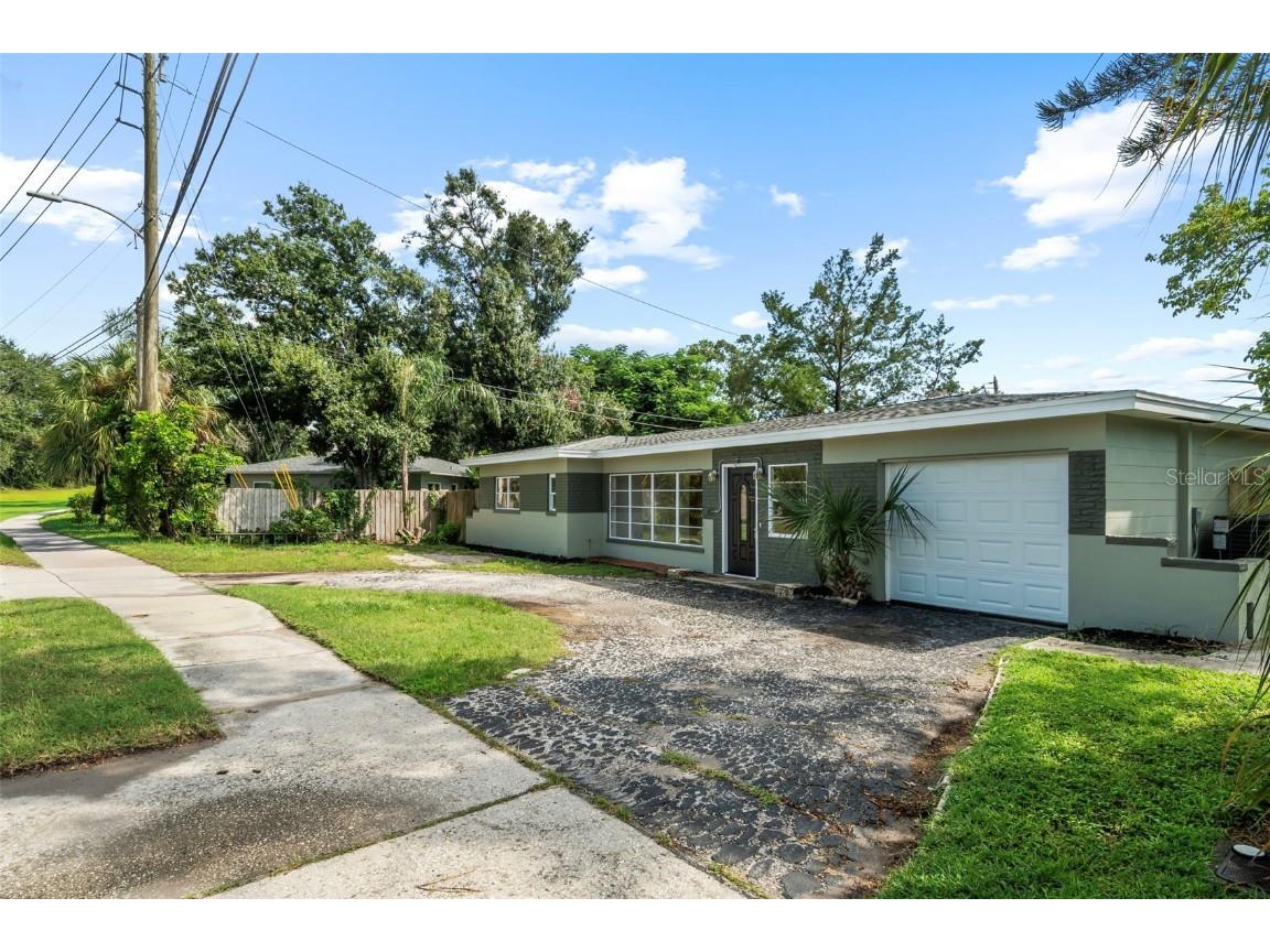 5916 Gulfport Boulevard S Gulfport FL 33707 A4662493 image4