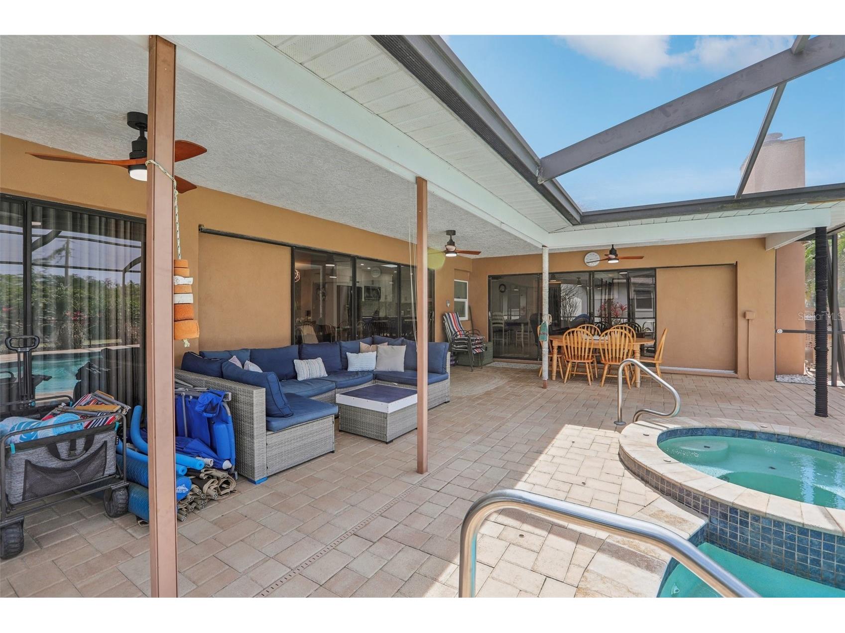 5916 Oakhurst Drive Seminole FL 33772 TB8493825 image28