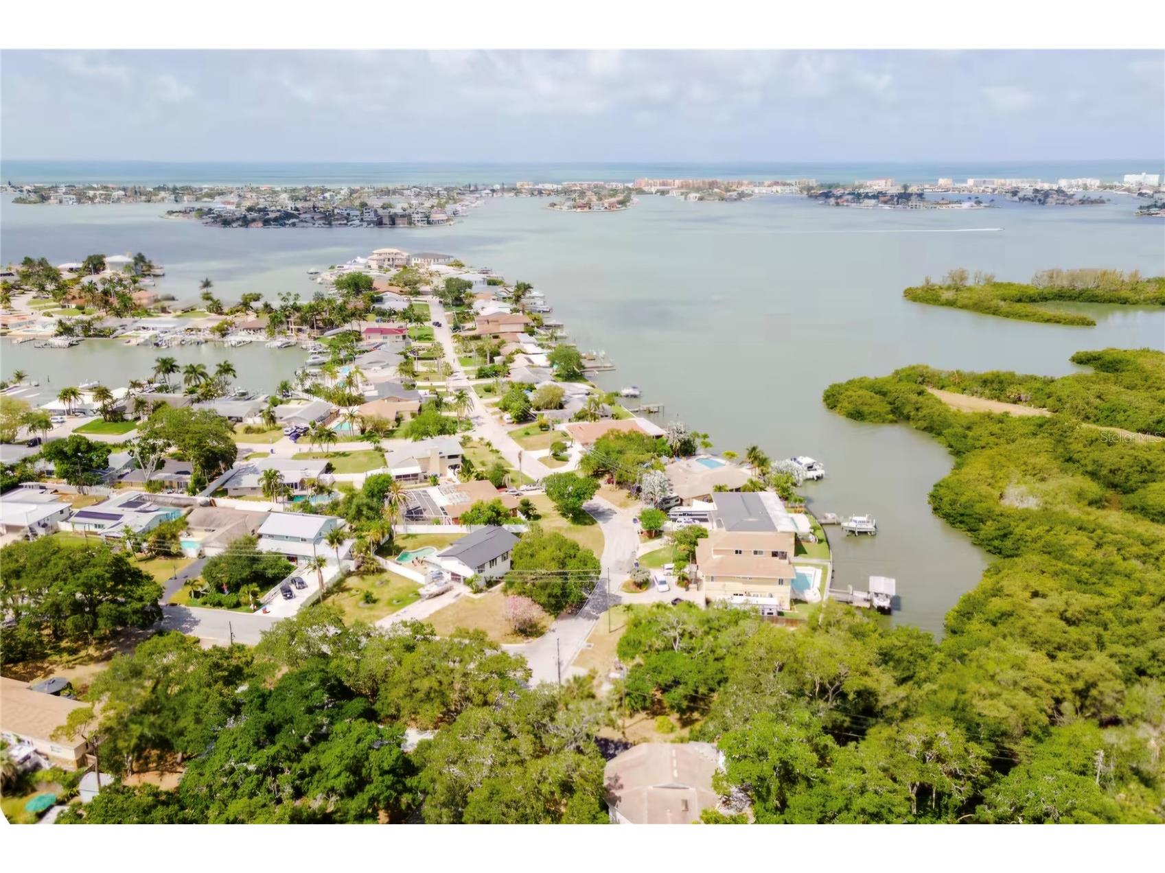 5916 Oakhurst Drive Seminole FL 33772 TB8493825 image34
