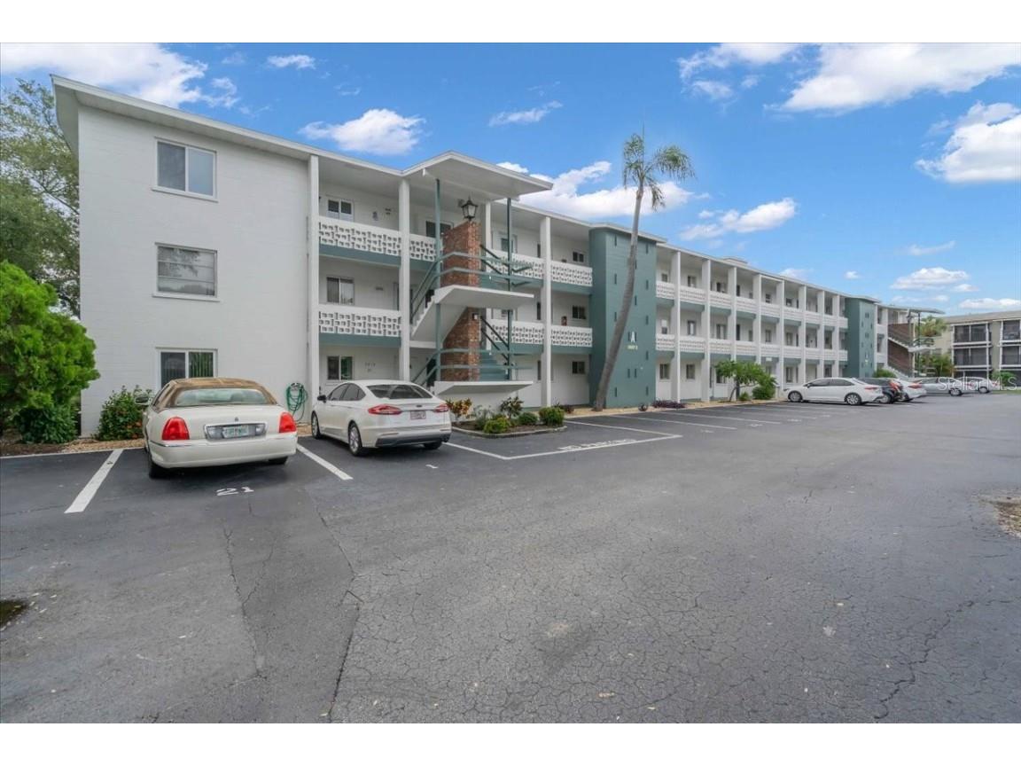 5917 17th Street W #A3 Bradenton FL 34207 A4623043 image1