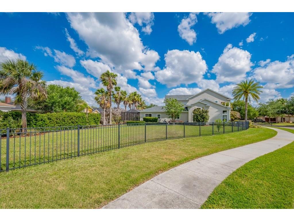 5917 Alana Leigh Place Lithia FL 33547 TB8500065 image3