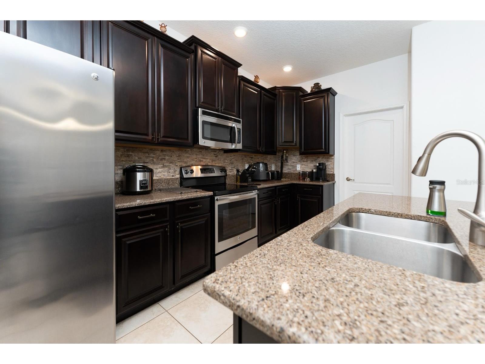 5917 Grassy Point Road Winter Garden FL 34787 O6412321 image4