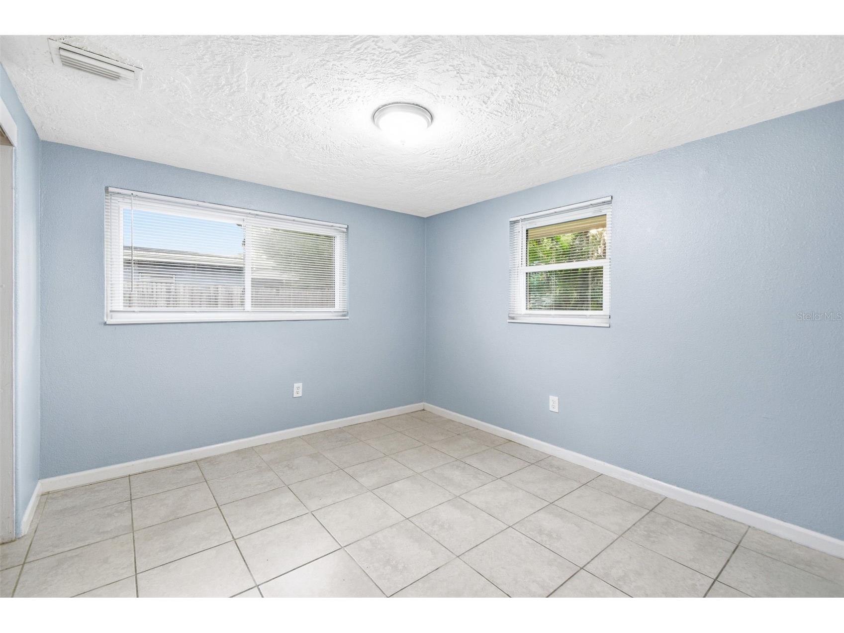 5917 Olive Avenue Sarasota FL 34231 O6411402 image24