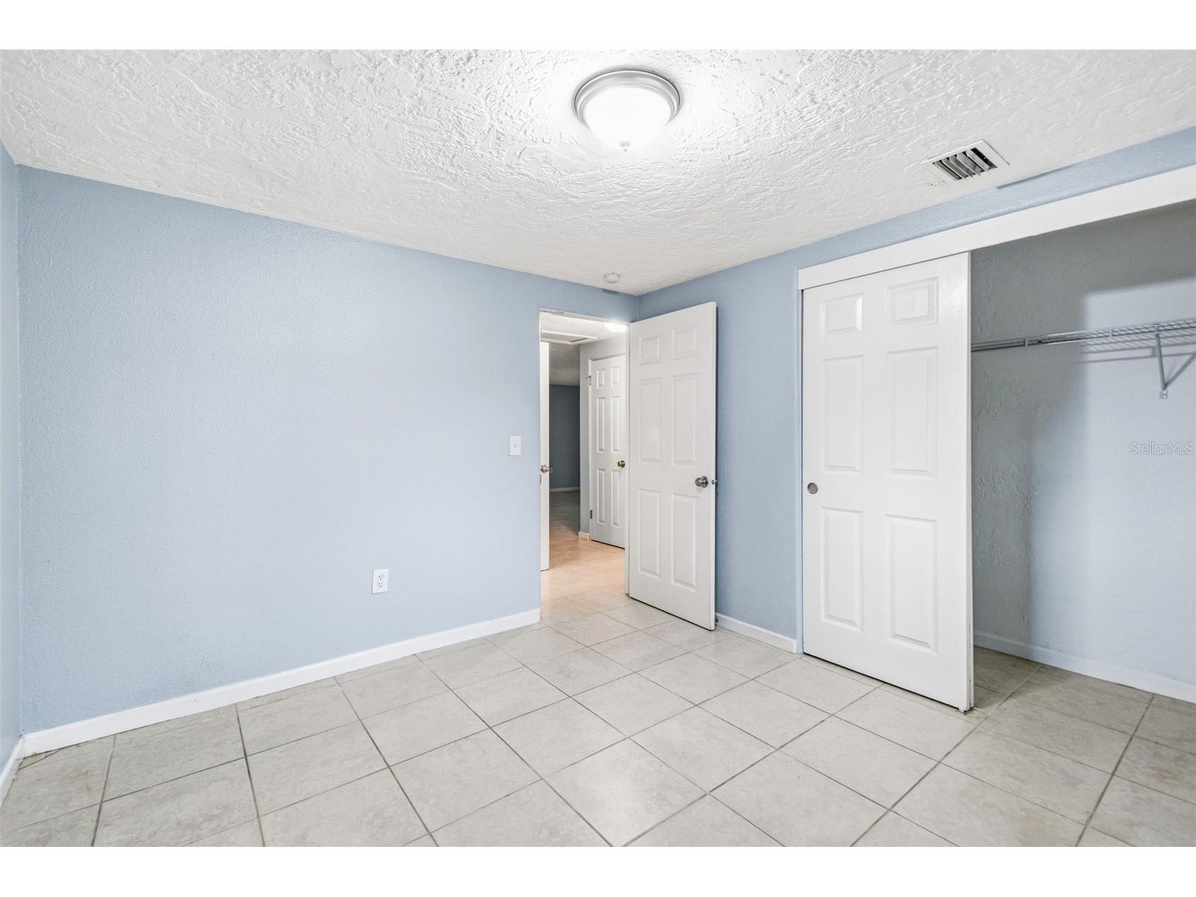 5917 Olive Avenue Sarasota FL 34231 O6411402 image25