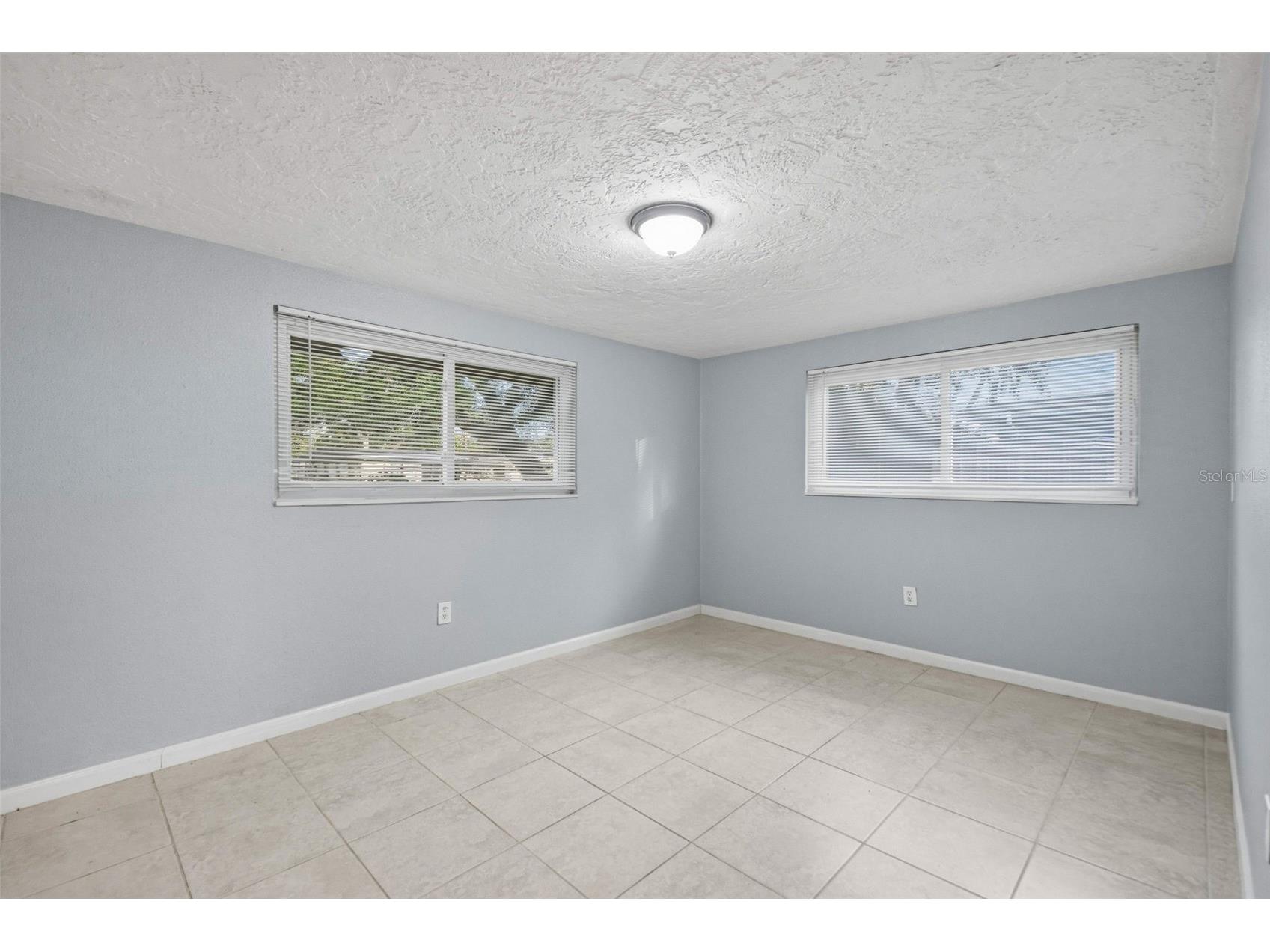 5917 Olive Avenue Sarasota FL 34231 O6411402 image26