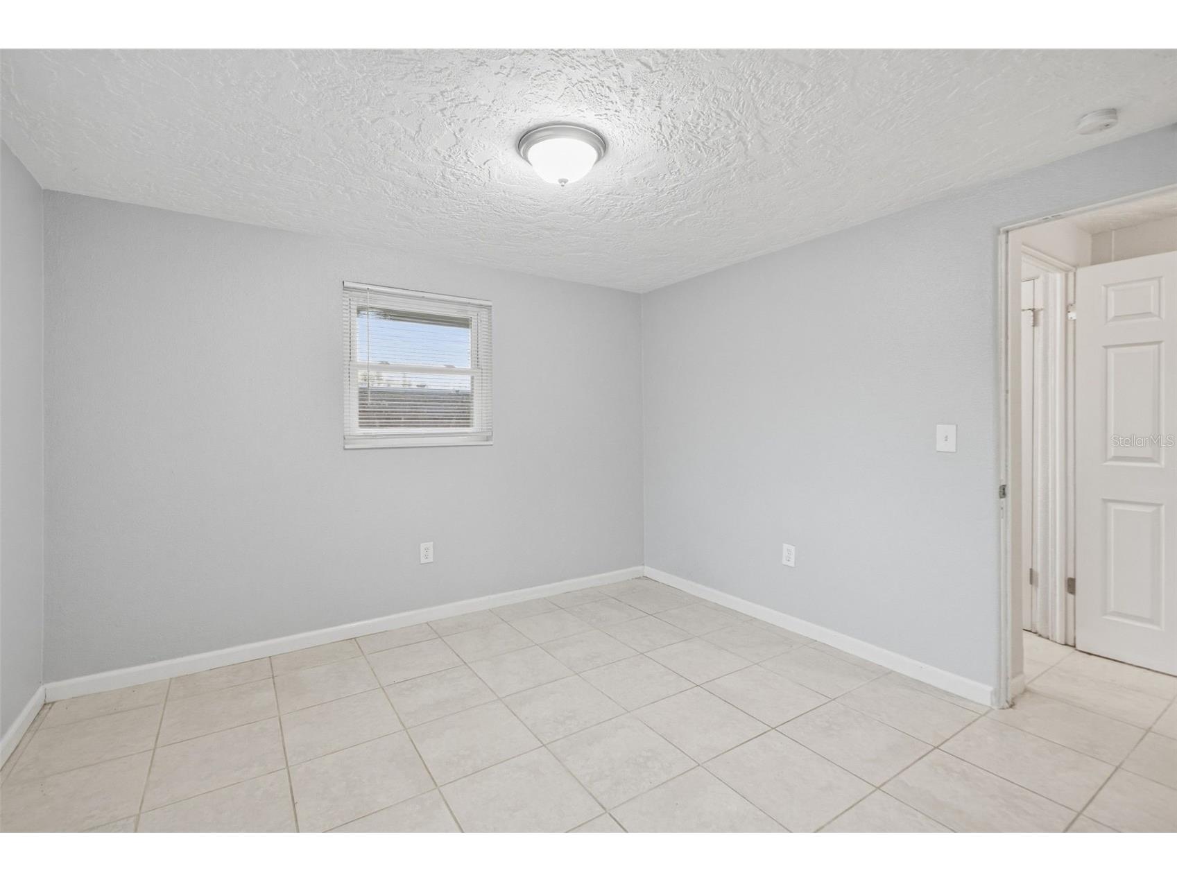 5917 Olive Avenue Sarasota FL 34231 O6411402 image27