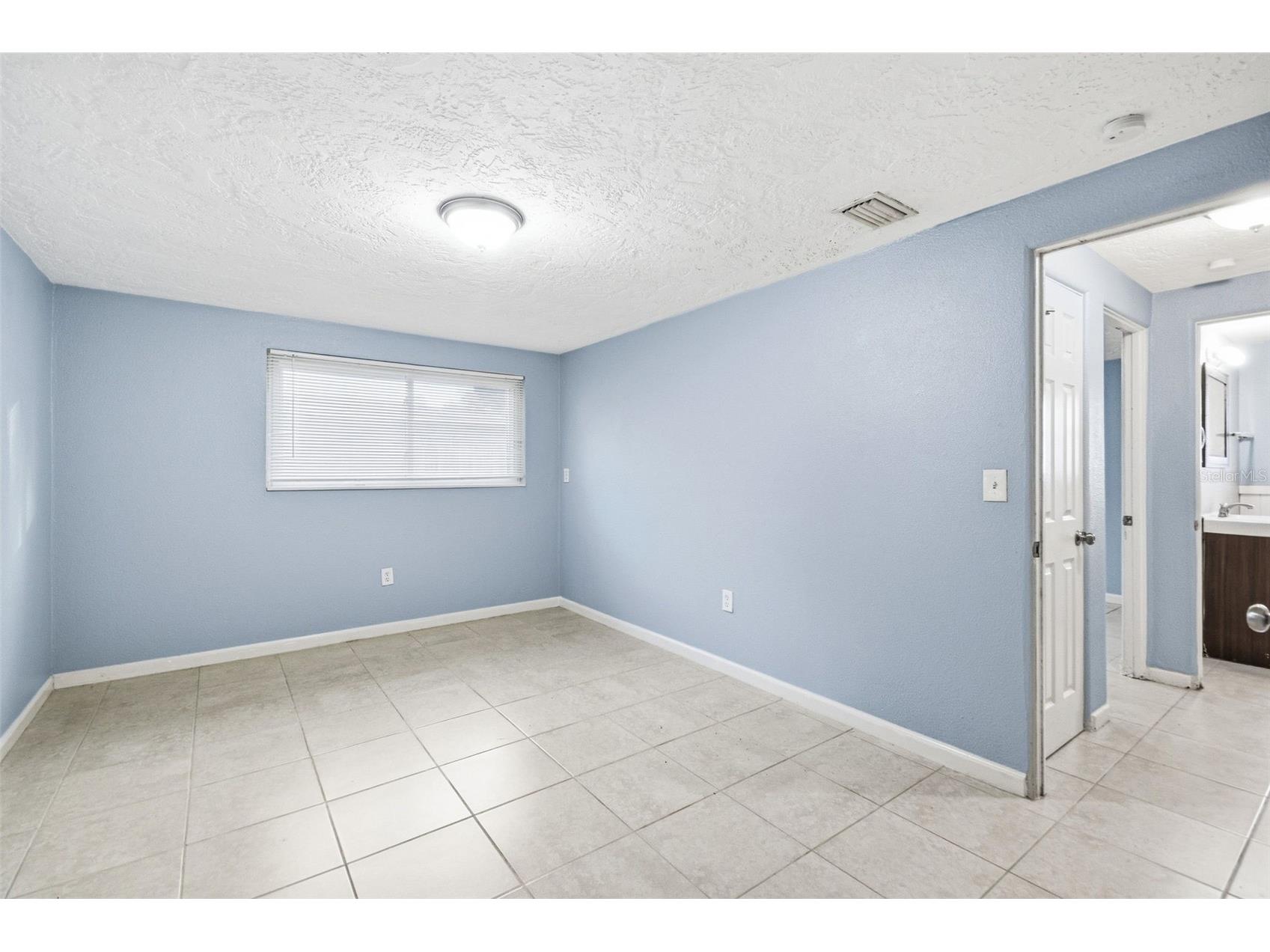 5917 Olive Avenue Sarasota FL 34231 O6411402 image28