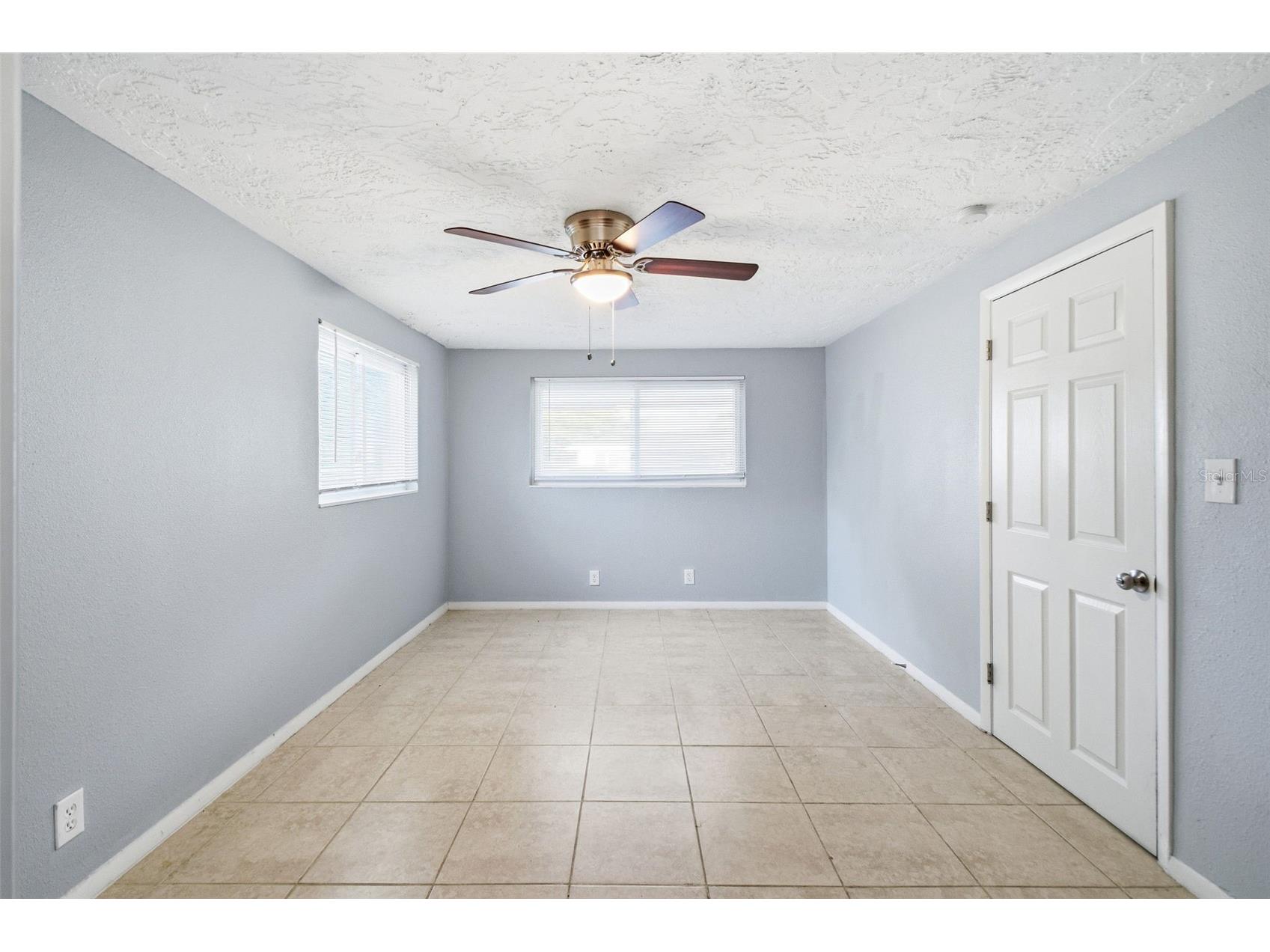 5917 Olive Avenue Sarasota FL 34231 O6411402 image31