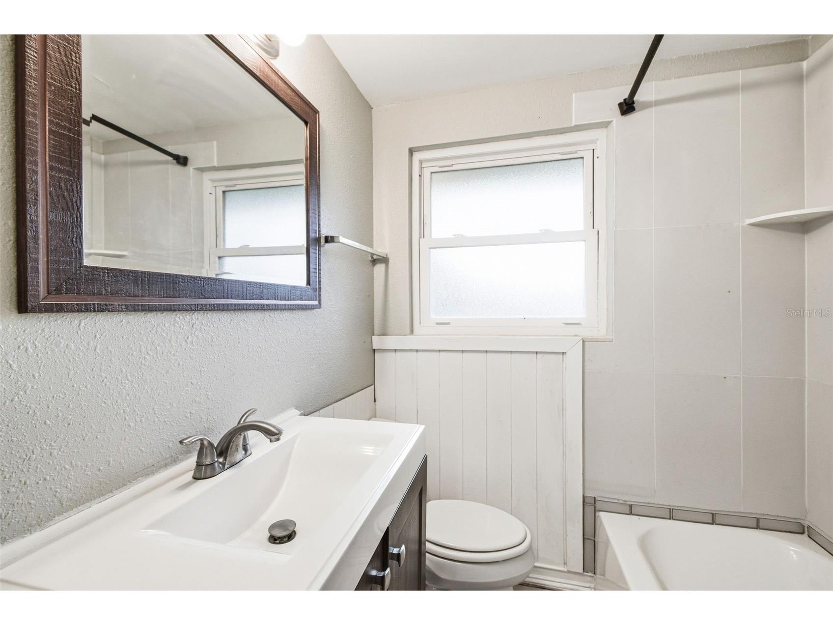 5917 Olive Avenue Sarasota FL 34231 O6411402 image38