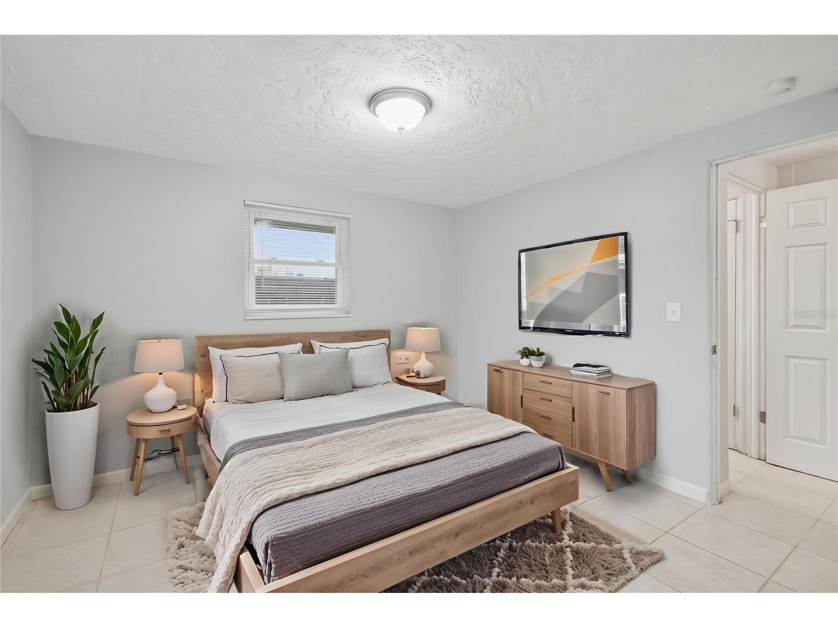 5917 Olive Avenue Sarasota FL 34231 O6411402 image9
