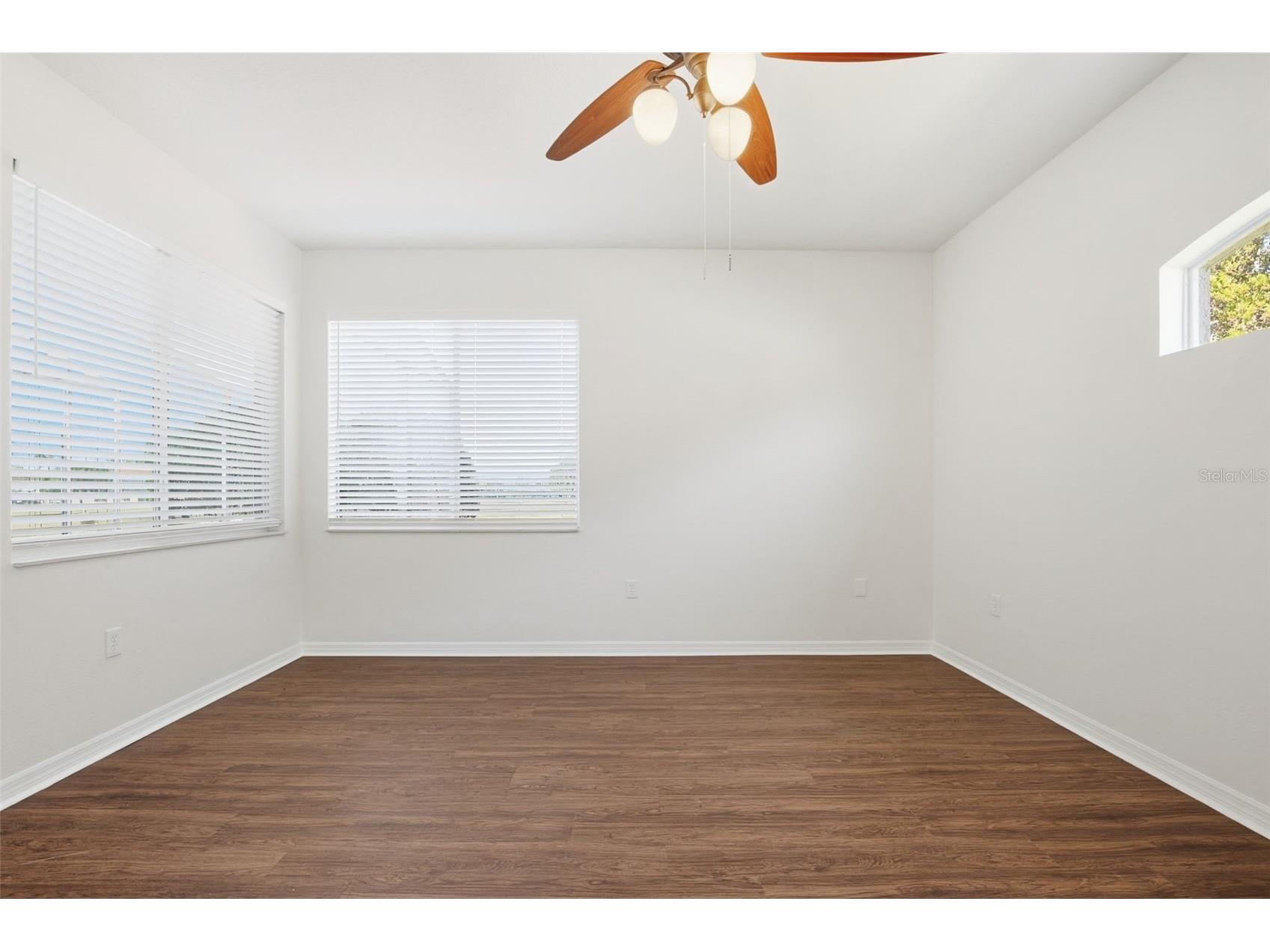5917 Wedgefield Drive Zephyrhills FL 33541 O6394376 image24