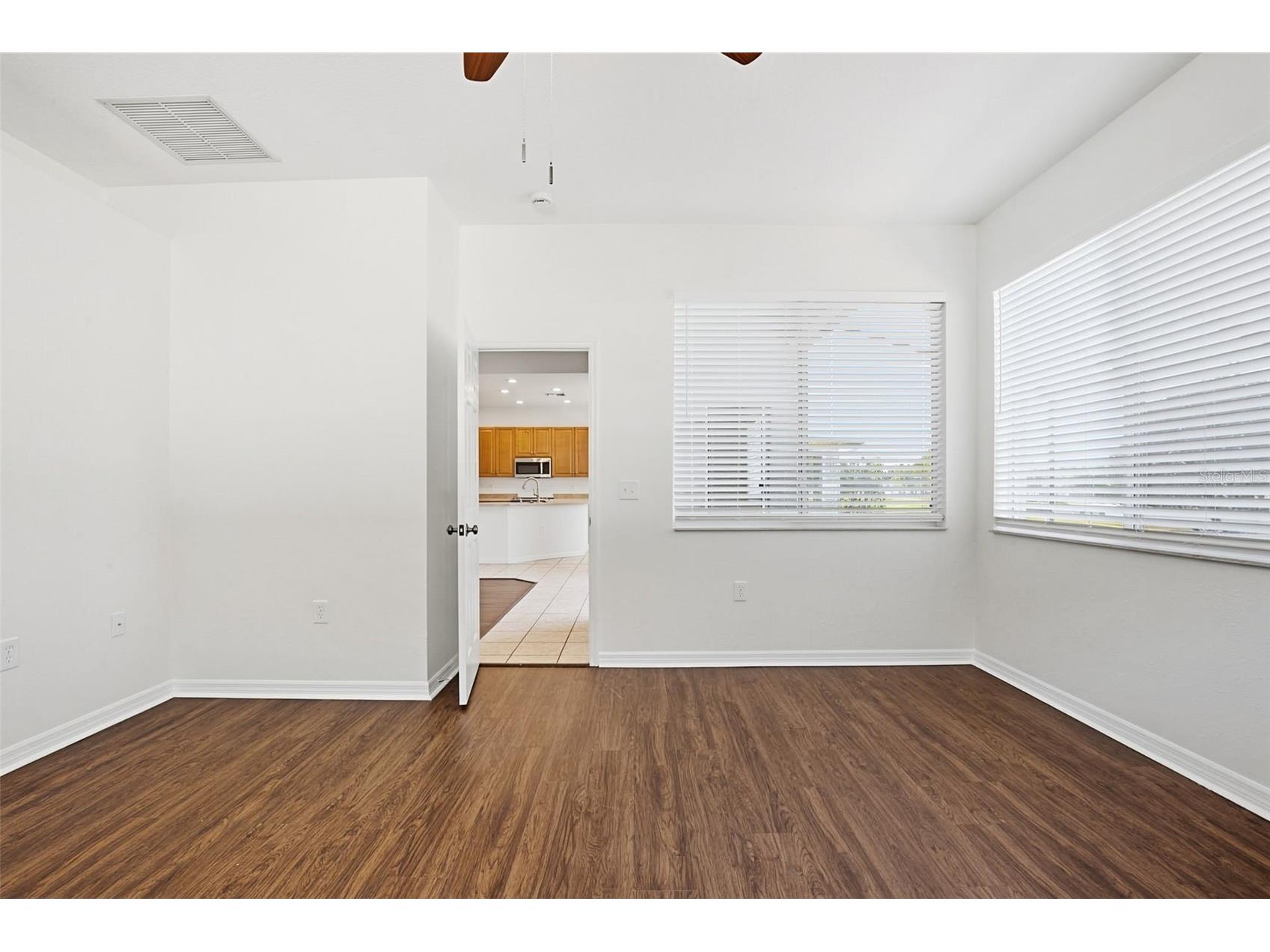 5917 Wedgefield Drive Zephyrhills FL 33541 O6394376 image25