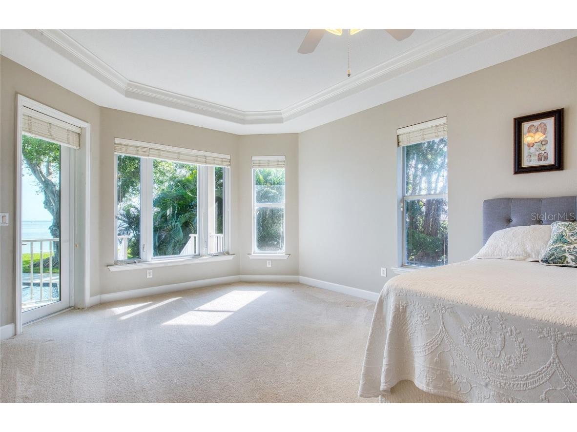 5918 Bahama Shores Drive S Saint Petersburg FL 33705 TB8460952 image29