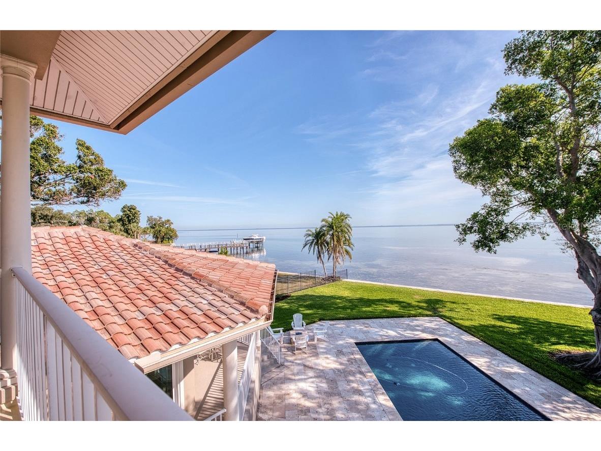 5918 Bahama Shores Drive S Saint Petersburg FL 33705 TB8460952 image41
