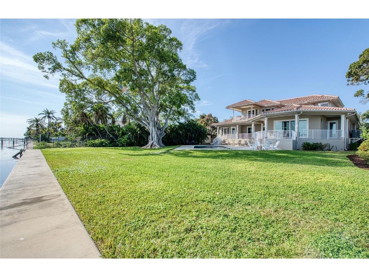 5918 Bahama Shores Drive S Saint Petersburg FL 33705 TB8460952 image53