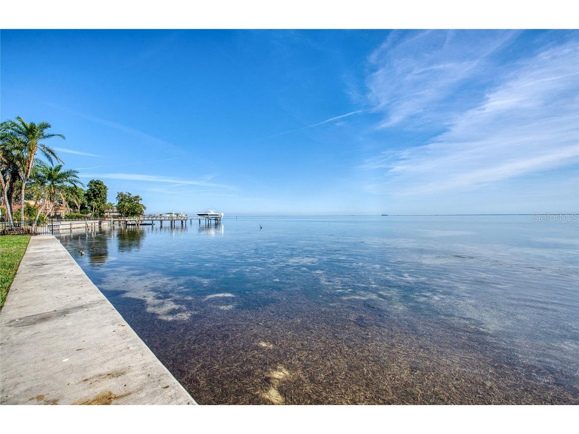 5918 Bahama Shores Drive S Saint Petersburg FL 33705 TB8460952 image56