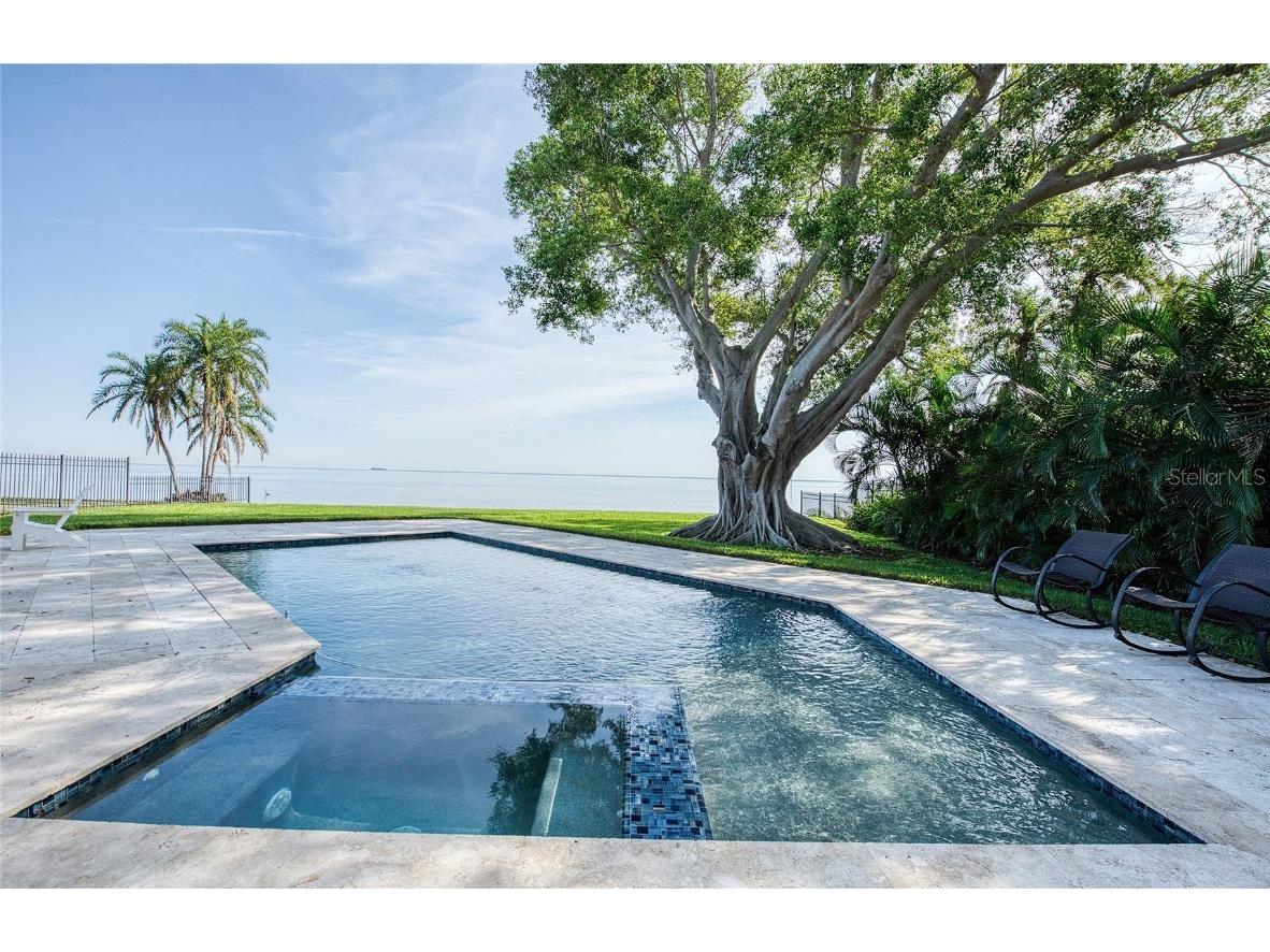 5918 Bahama Shores Drive S Saint Petersburg FL 33705 TB8460952 image58