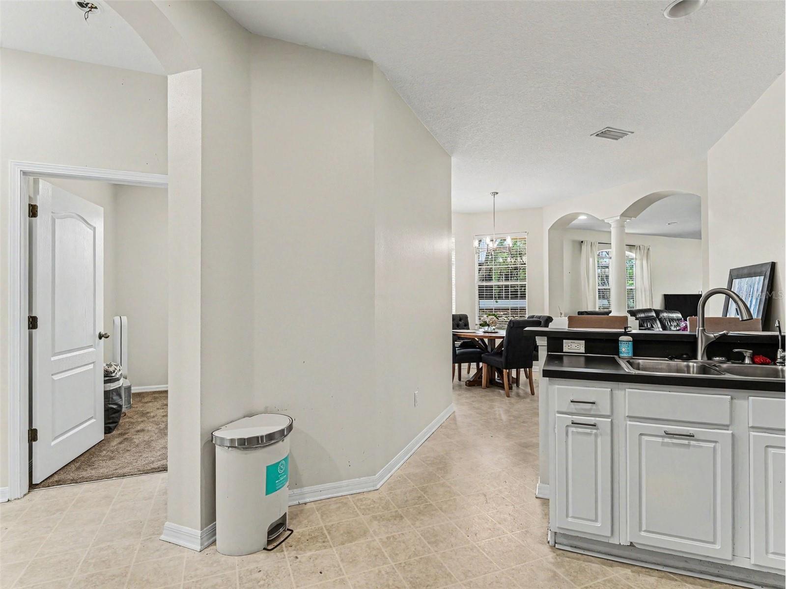 5919 Phoebenest Drive Lithia FL 33547 TB8510789 image14