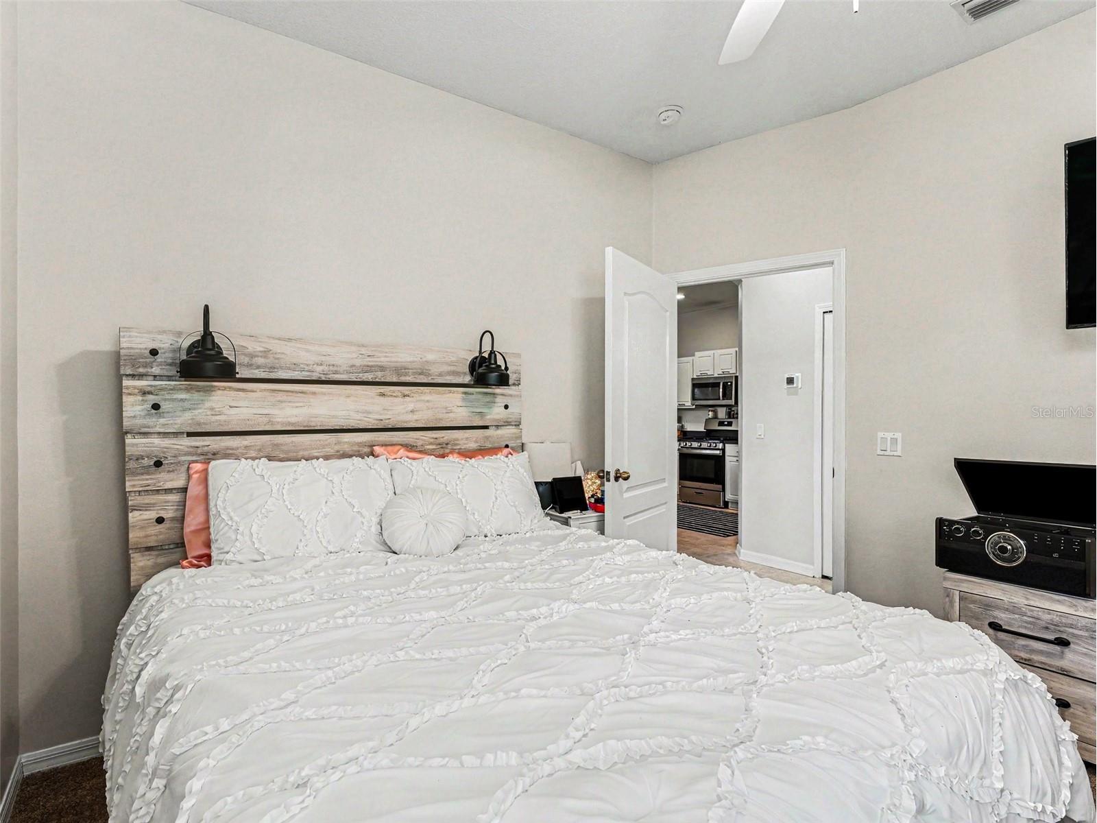 5919 Phoebenest Drive Lithia FL 33547 TB8510789 image18