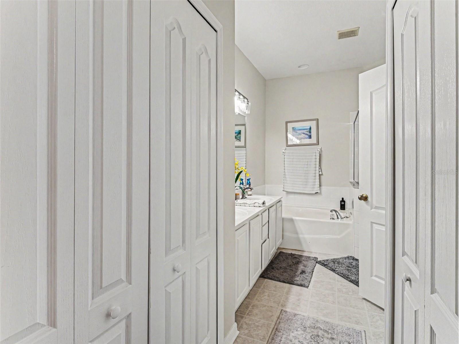 5919 Phoebenest Drive Lithia FL 33547 TB8510789 image22