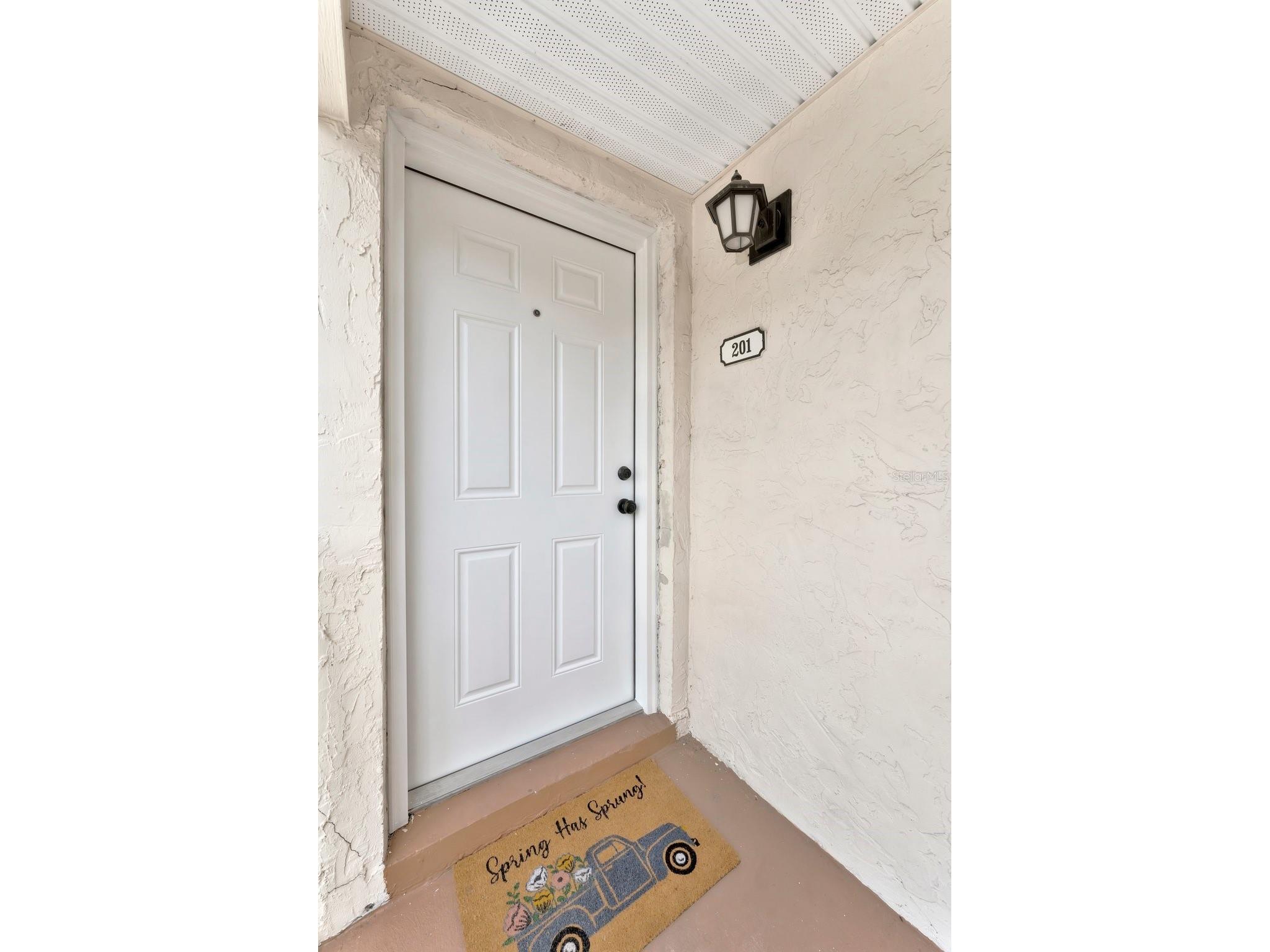 592 100th Avenue N #201 Saint Petersburg FL 33702 TB8517118 image2