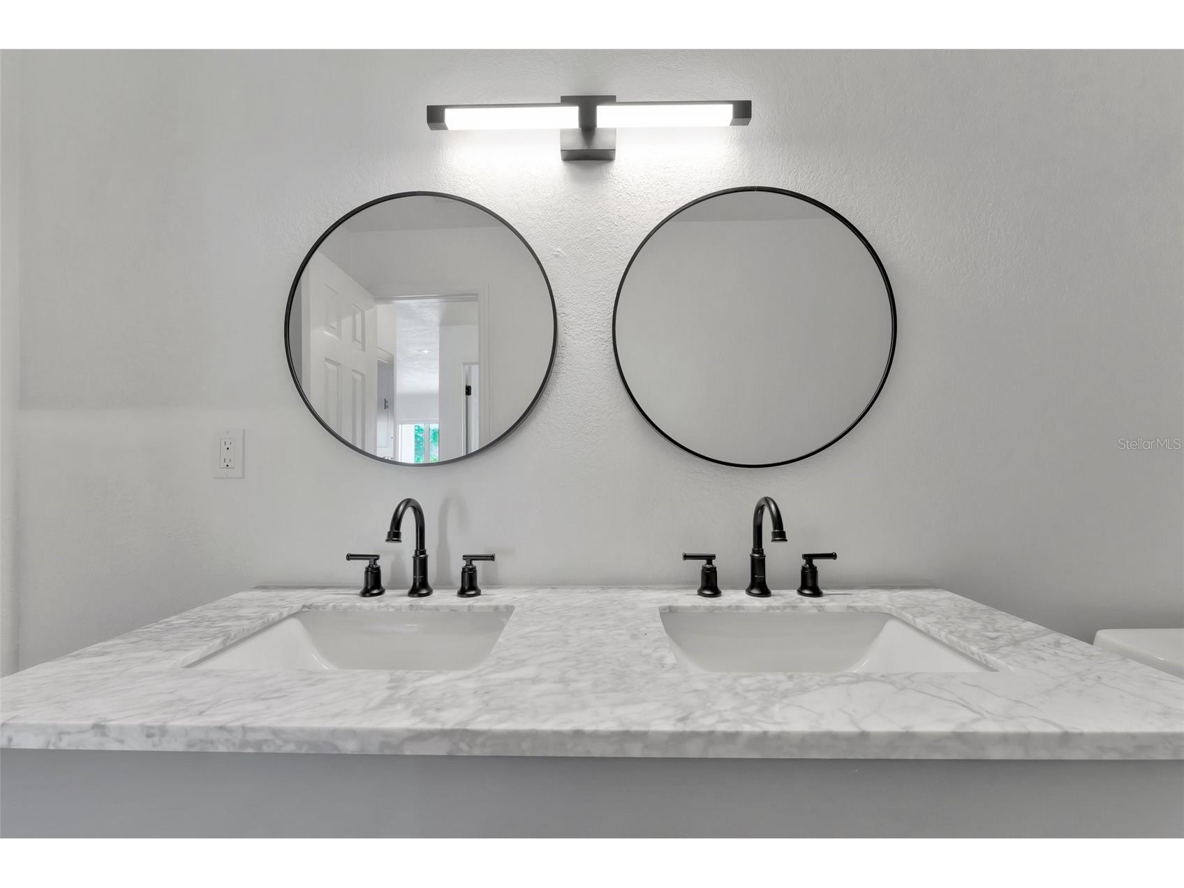 592 100th Avenue N #201 Saint Petersburg FL 33702 TB8517118 image24
