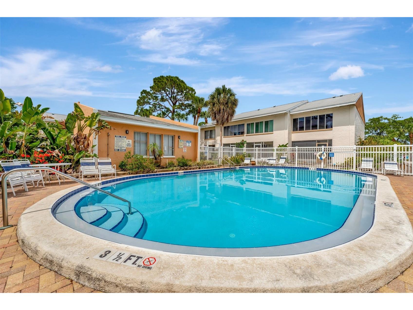 592 100th Avenue N #201 Saint Petersburg FL 33702 TB8517118 image29