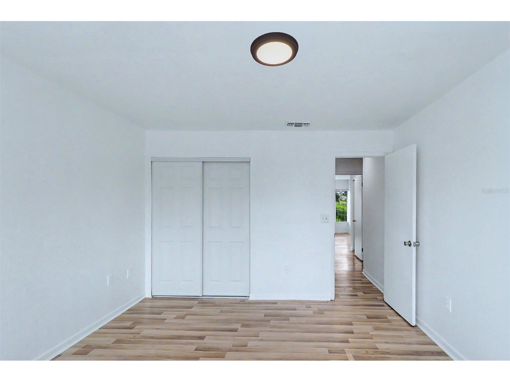 592 100th Avenue N #202 Saint Petersburg FL 33702 TB8505546 image18