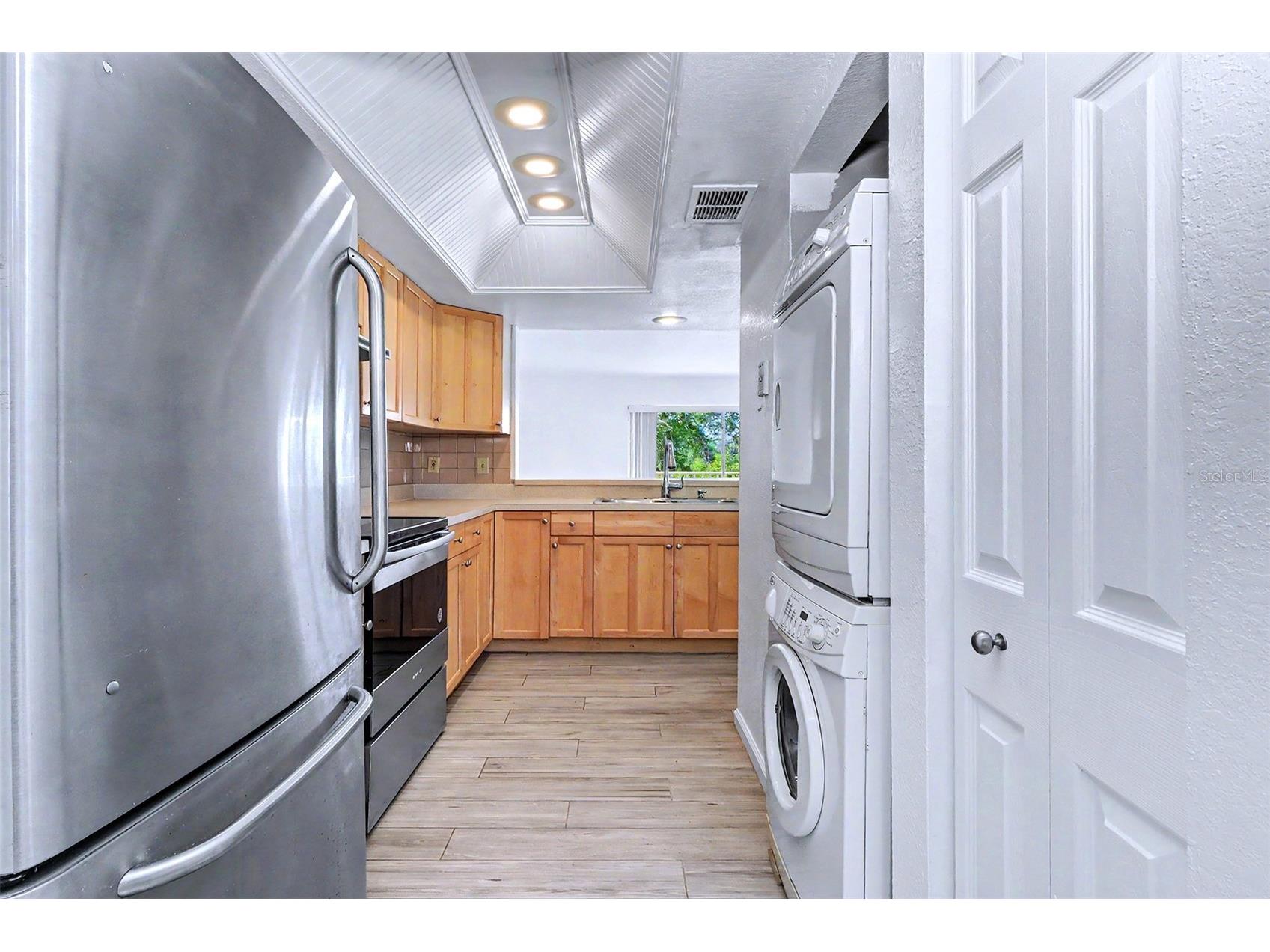 592 100th Avenue N #202 Saint Petersburg FL 33702 TB8505546 image5