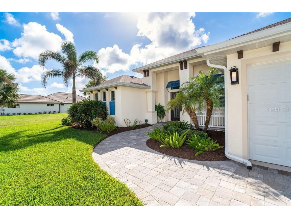592 Boundary Boulevard Rotonda West FL 33947 D6144563 image5