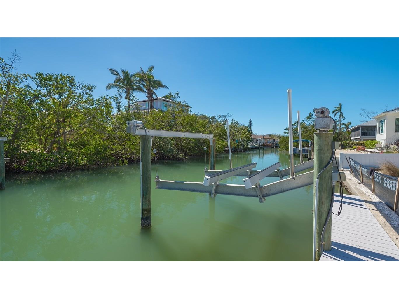 592 Juan Anasco Drive Longboat Key FL 34228 A4632452 image21