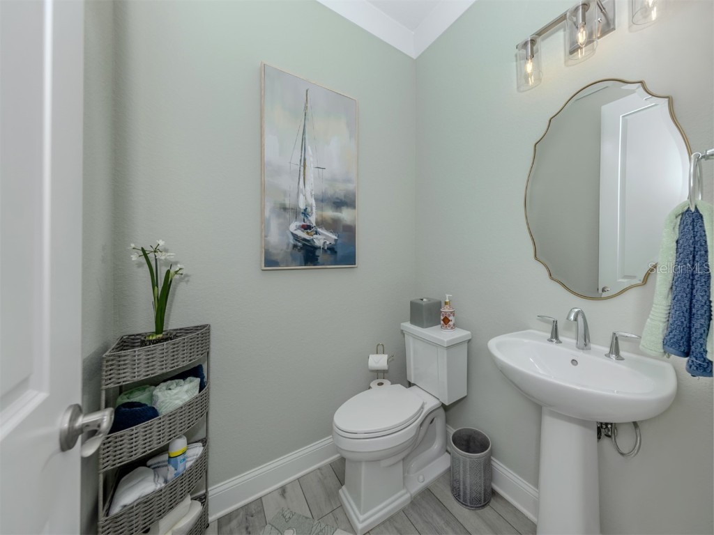 592 Mistiflower Circle Nokomis FL 34275 N6141102 image25