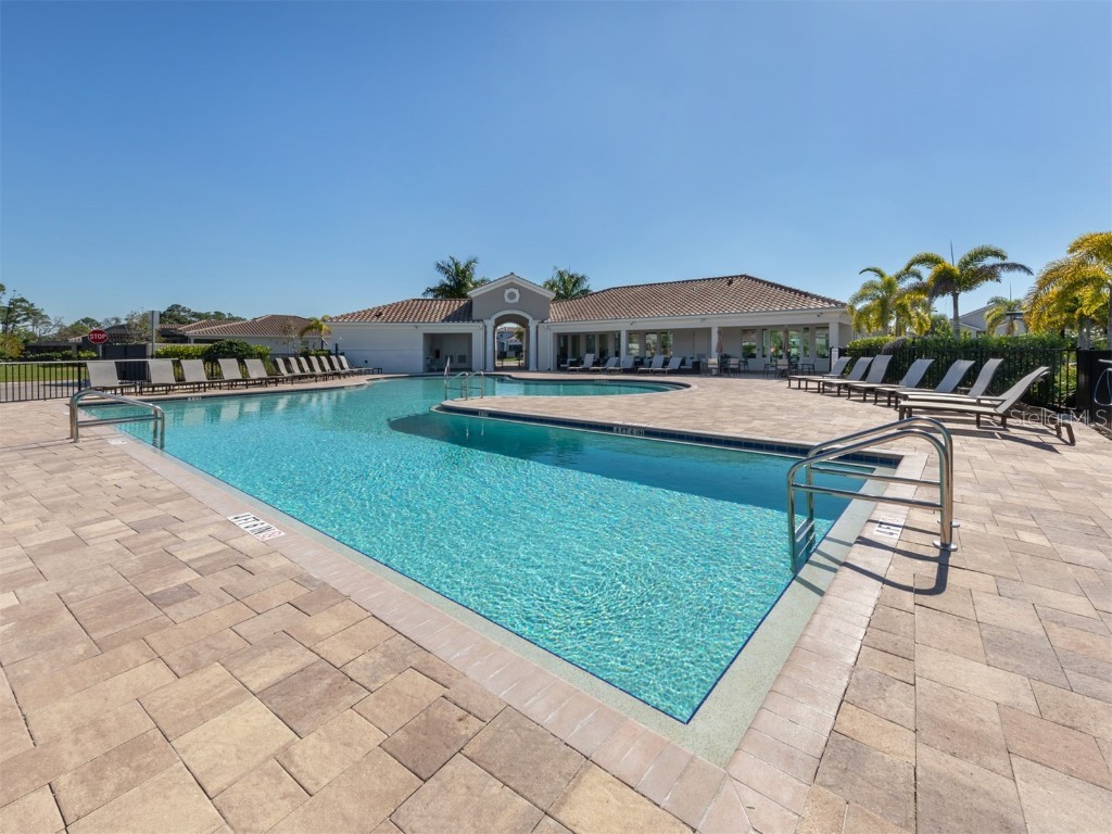 592 Mistiflower Circle Nokomis FL 34275 N6141102 image47