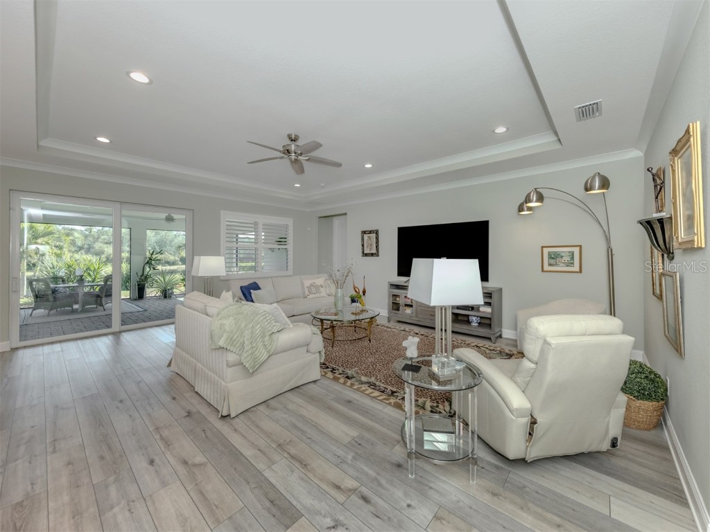 592 Mistiflower Circle Nokomis FL 34275 N6141102 image7