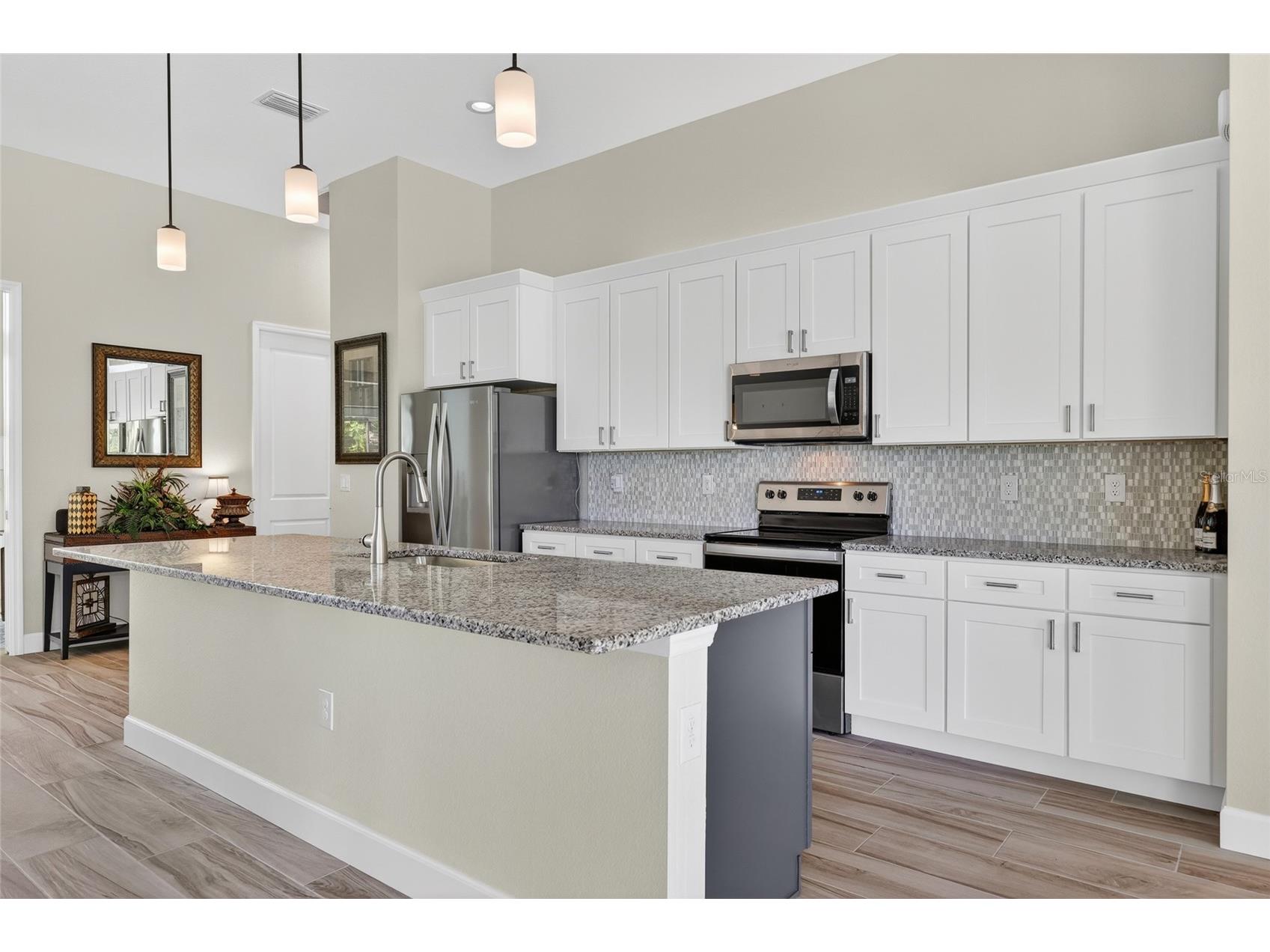 592 Rotonda Circle Rotonda West FL 33947 C7526573 image16