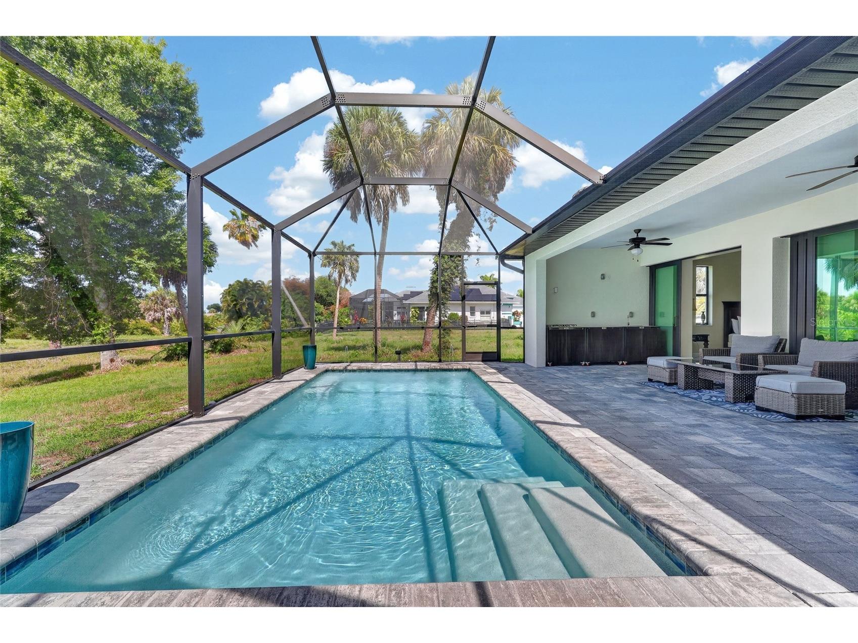 592 Rotonda Circle Rotonda West FL 33947 C7526573 image3