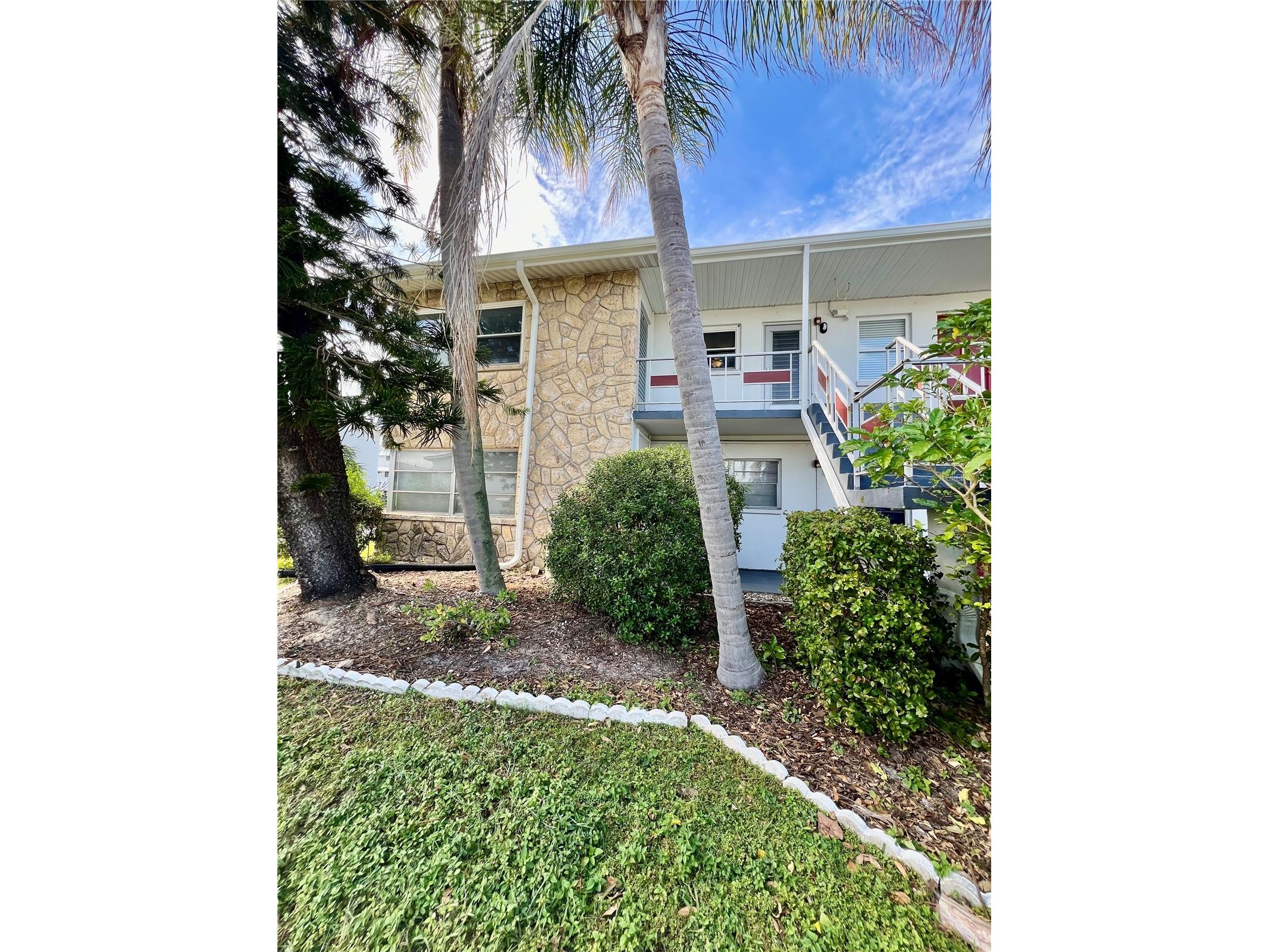 5920 18th Street N #14 Saint Petersburg FL 33714 TB8471999 image1