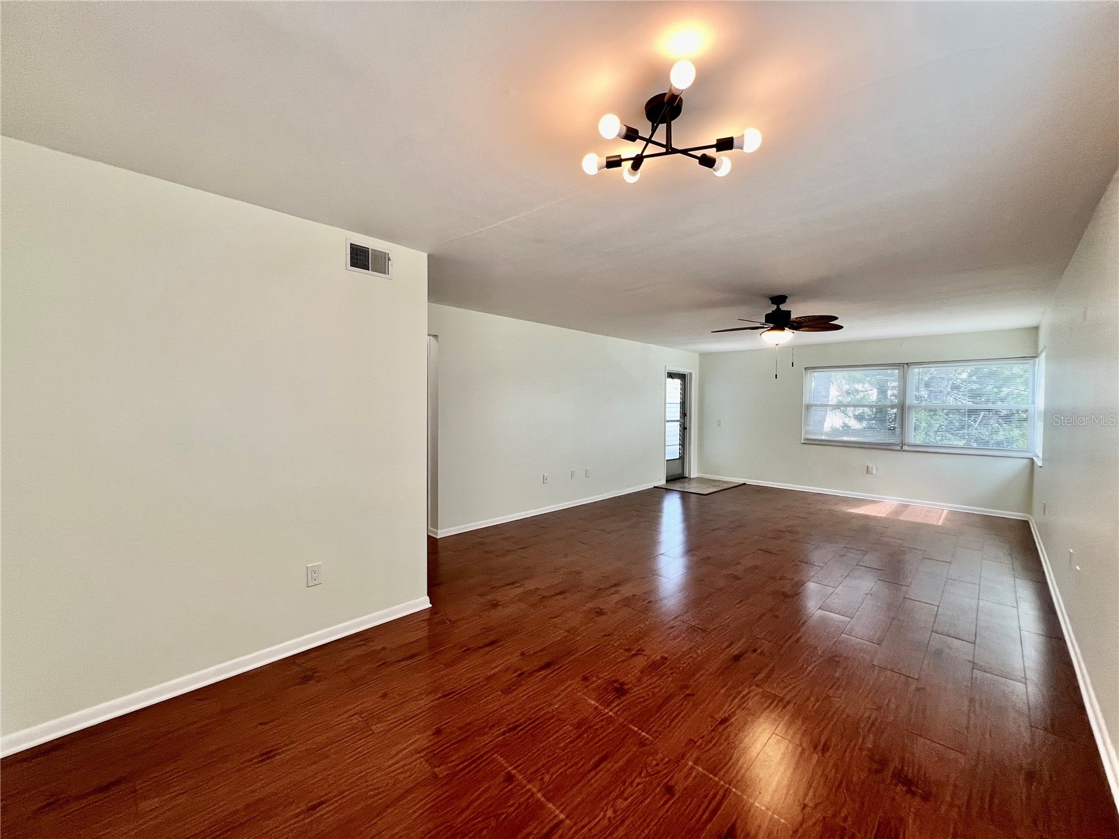 5920 18th Street N #14 Saint Petersburg FL 33714 TB8471999 image8
