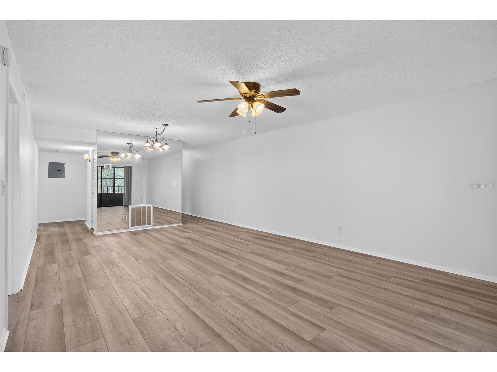 5920 80th Street N #203 Saint Petersburg FL 33709 TB8483502 image43